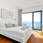 Ocean Vista- T2 Funchal Bicas