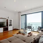 Ocean Vista- T2 Funchal