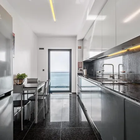 Ocean Vista- T2 Funchal Apartment Bicas
